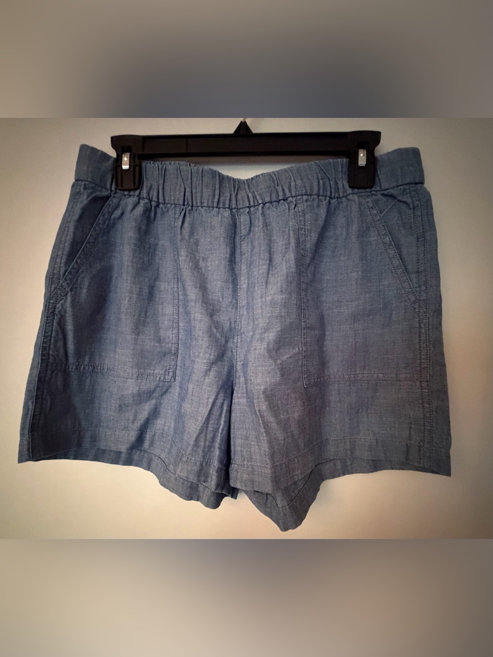 J. Crew 100% Cotton Light Blue Chambray Elastic-Waist Shorts NWT 🌷